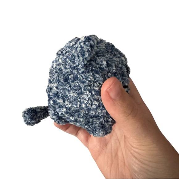 Blue Knitted Cat Plush - Picture 7 of 8